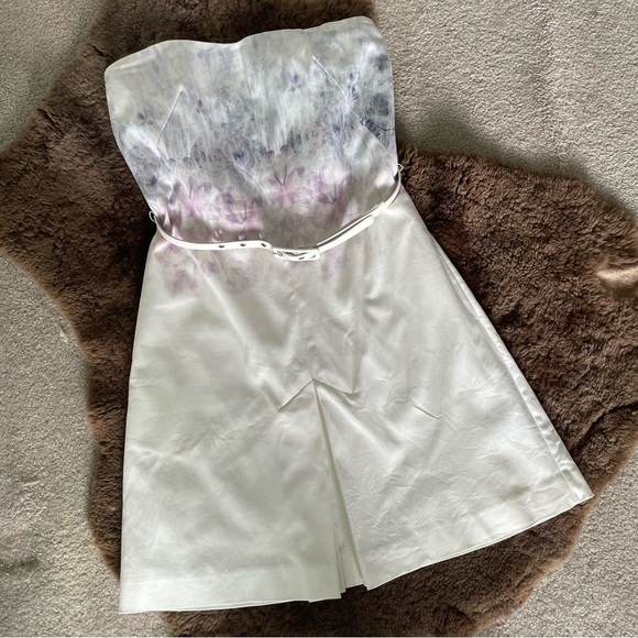 SALE‼️French Connection strapless short dress - Picture 2 of 9